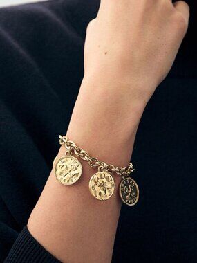 Agatha Paris Saint Honore link bracelet